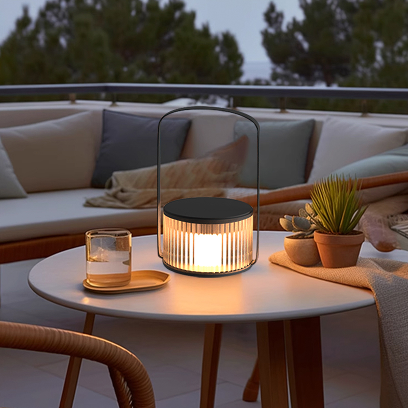 ไฟสนามพลังงานแสงอาทิตย์แบบพกพา - Outdoor Lighting Garden บทวิจารณ์และราคา